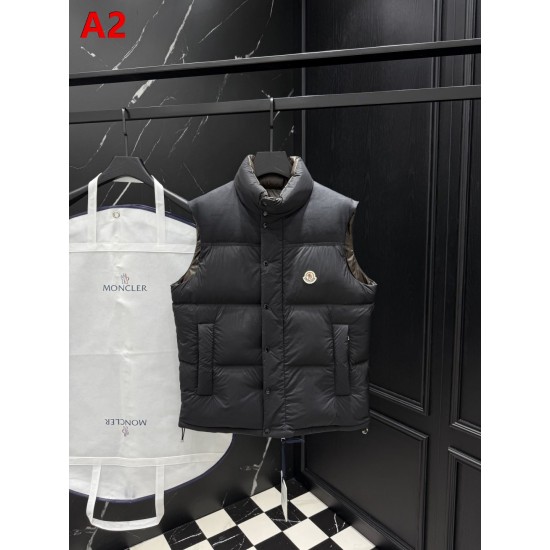 MONCLER 2-Way Detachable Sleeves Shiny Nylon Down Jacket & Vest Green 95% Duck Down Unisex 2026AW