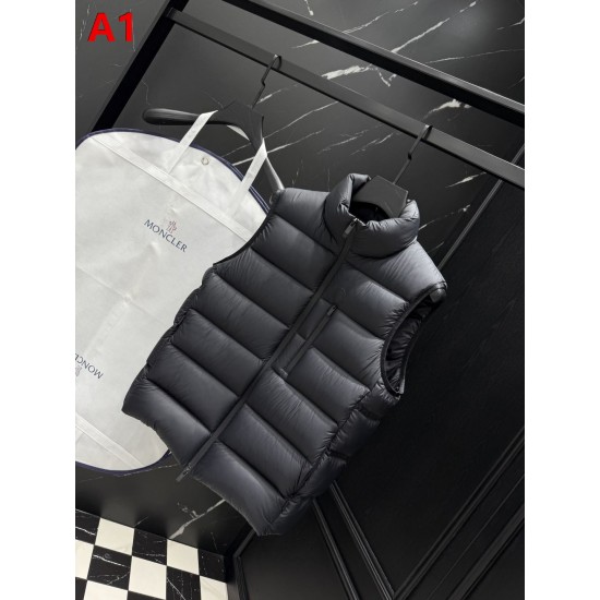 MONCLER Stand Collar Matte Nylon Light Down Vest 95% Duck Down Unisex 2026AW