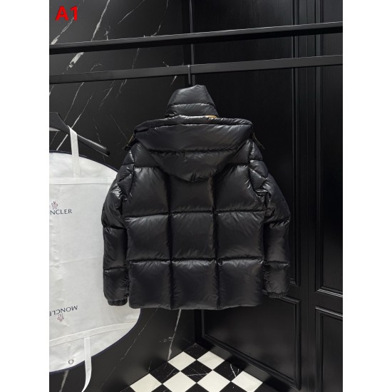 MONCLER Hooded Shiny Lacqué Puffer Down Jacket Black Orange 95% Duck Down Unisex 2026AW
