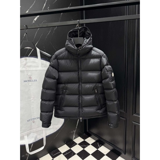 MONCLER MAYA Matte Nylon Detachable Hood Short Down Jacket 95% Duck Down 4 Colors Unisex 2026AW