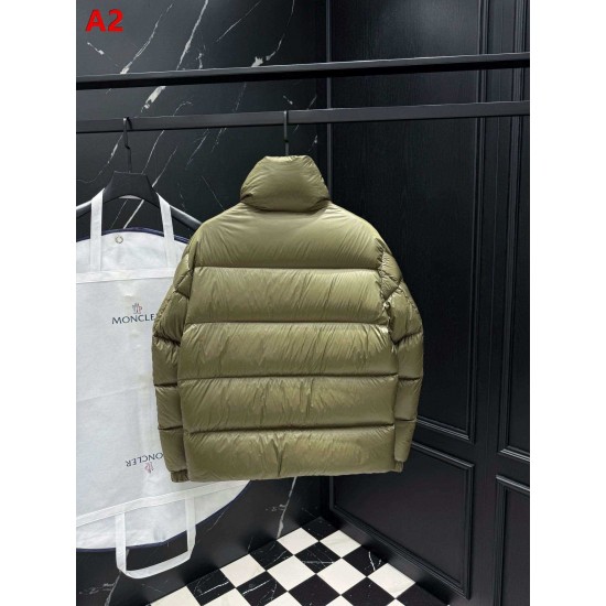 MONCLER Gold Logo Stand Collar Shiny Puffer Down Jacket Black Blue 95% Duck Down Unisex 2026AW