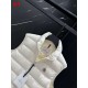 MONCLER Classic Logo Stand Collar Light Down Vest 95% Duck Down 3 Colors Unisex 2026AW