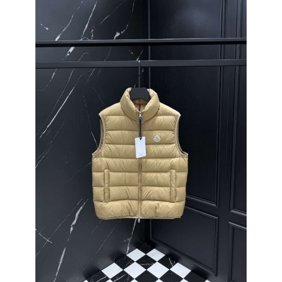 MONCLER Classic Logo Stand Collar Light Down Vest 95% Duck Down 3 Colors Unisex 2026AW