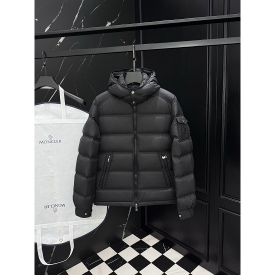 MONCLER Hooded Shiny Lacqué Short Down Jacket Sleeve Pocket Off-White 95% Duck Down Unisex 2026AW
