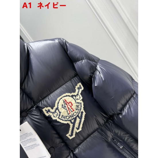 MONCLER Chenille Crest Embroidered Stand Collar Shiny Puffer Down Jacket 95% Duck Down Black Blue 2026AW