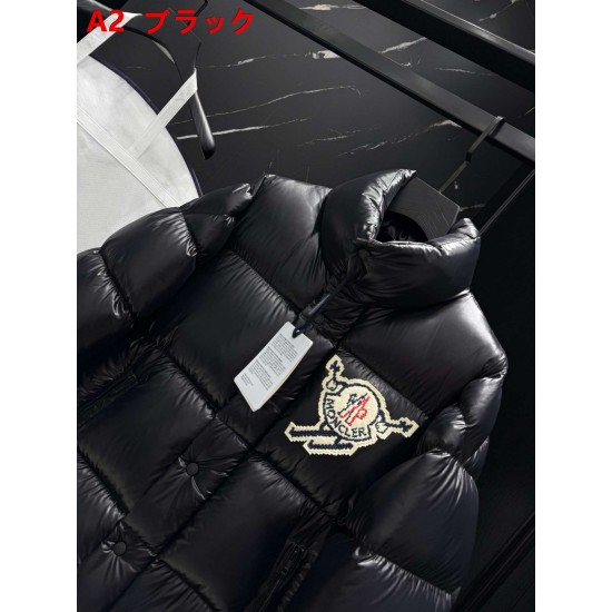 MONCLER Chenille Crest Embroidered Stand Collar Shiny Puffer Down Jacket 95% Duck Down Black Blue 2026AW