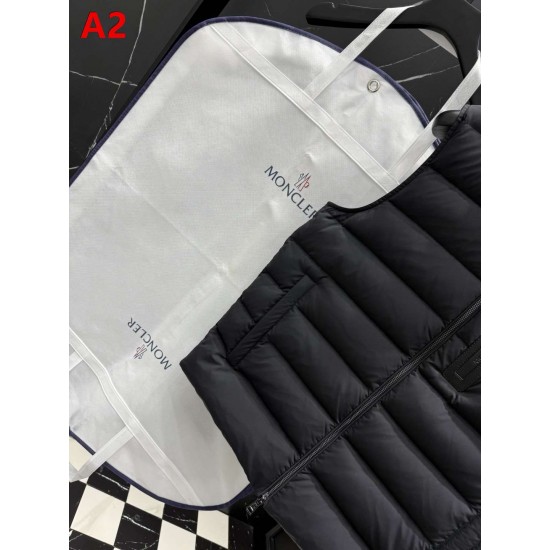 MONCLER Chest Zip Pocket Stand Collar Matte Lightweight Down Vest 95% Duck Down 2 Colors Unisex 2026AW