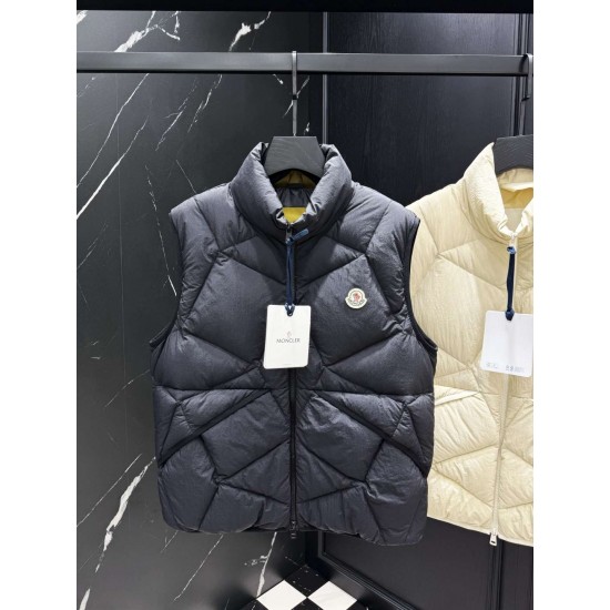 MONCLER Geometric Diamond Quilted Stand Collar Down Vest 95% Duck Down Black Ivory 2 Colors 2026AW