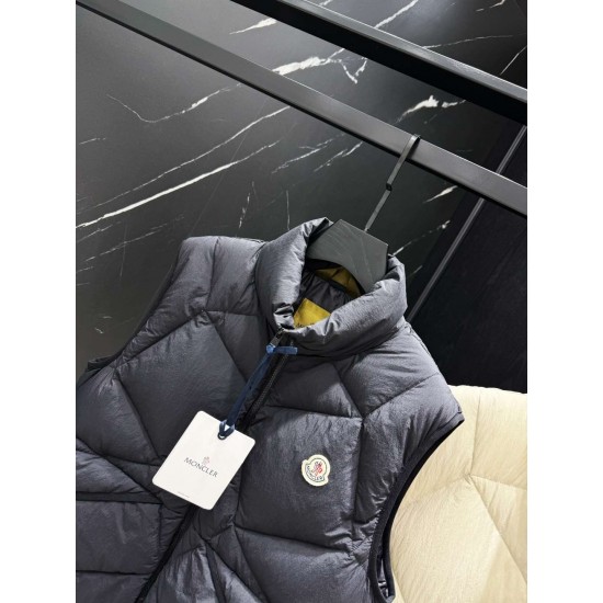 MONCLER Geometric Diamond Quilted Stand Collar Down Vest 95% Duck Down Black Ivory 2 Colors 2026AW