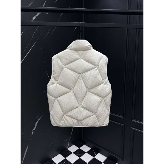 MONCLER Geometric Diamond Quilted Stand Collar Down Vest 95% Duck Down Black Ivory 2 Colors 2026AW