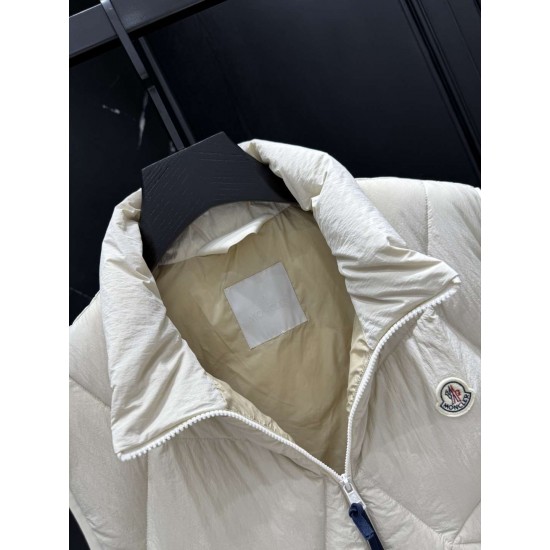 MONCLER Geometric Diamond Quilted Stand Collar Down Vest 95% Duck Down Black Ivory 2 Colors 2026AW