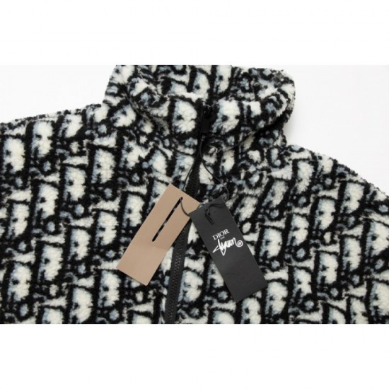 2022AW New item DIOR Dior mouton coat with excellent assertiveness 2022AW New item DIOR Dior mouton coat with excellent assertiveness