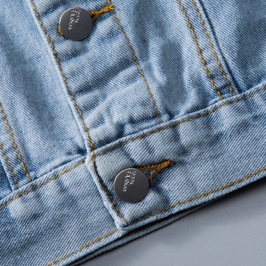 Dressed with a clean impression Men's denim coat 2022 FENDI Fendi Dressed with a clean impression Men's denim coat 2022 FENDI Fendi