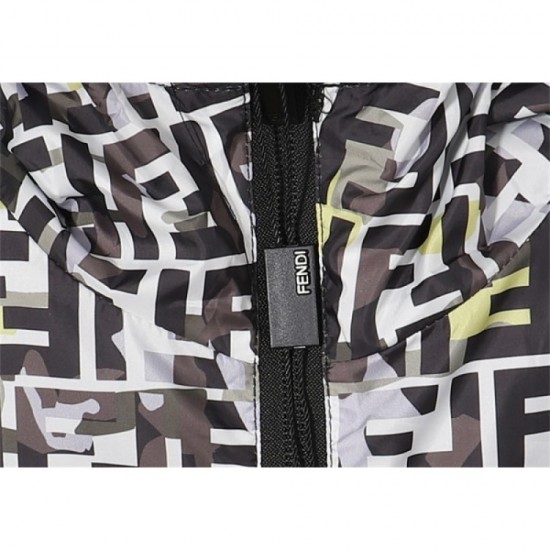 In an elegant casual atmosphere Men's double-sided parka 2022 FENDI Fendi In an elegant casual atmosphere Men's double-sided parka 2022 FENDI Fendi