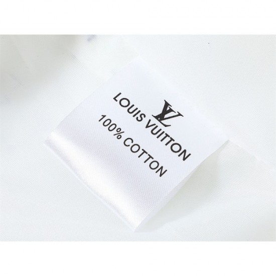 Items published in magazines Men's jacket 2022 LOUIS VUITTON Louis Vuitton Items published in magazines Men's jacket 2022 LOUIS VUITTON Louis Vuitton