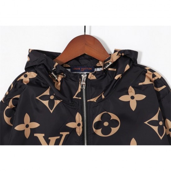 Clearly popular brand men's parka 2022 LOUIS VUITTON Louis Vuitton Clearly popular brand men's parka 2022 LOUIS VUITTON Louis Vuitton