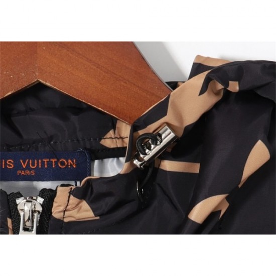 Clearly popular brand men's parka 2022 LOUIS VUITTON Louis Vuitton Clearly popular brand men's parka 2022 LOUIS VUITTON Louis Vuitton