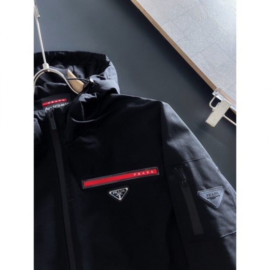 2022AW cotton-filled coat Autumn and winter refreshing style PRADA Prada 2022AW cotton-filled coat Autumn and winter refreshing style PRADA Prada