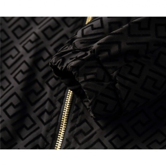 Full of fashion sense men's coat 2022SS VERSACE Versace Full of fashion sense men's coat 2022SS VERSACE Versace