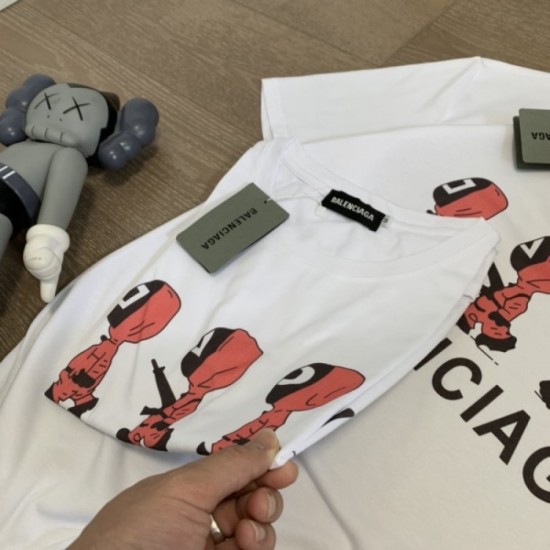 BALENCIAGA Balenciaga 2022SS New Year sale item Men's and women's short sleeve T-shirt BALENCIAGA Balenciaga 2022SS New Year sale item Men's and women's short sleeve T-shirt