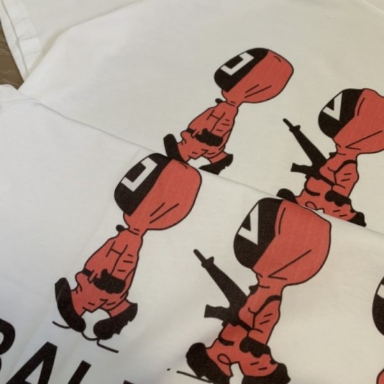 BALENCIAGA Balenciaga 2022SS New Year sale item Men's and women's short sleeve T-shirt BALENCIAGA Balenciaga 2022SS New Year sale item Men's and women's short sleeve T-shirt
