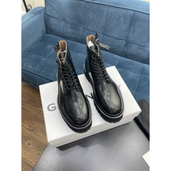 The forefront of fashion GIVENCHY Givenchy 2022AW men's boots The forefront of fashion GIVENCHY Givenchy 2022AW men's boots