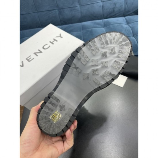 The forefront of fashion GIVENCHY Givenchy 2022AW men's boots The forefront of fashion GIVENCHY Givenchy 2022AW men's boots