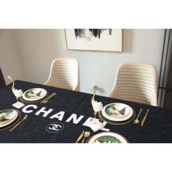 CHANEL Chanel 2022SS tablecloth celebrities and celebrities also love
