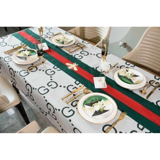 GUCCI Gucci 2022SS Tablecloth Summer new work that is inevitable this season GUCCI Gucci 2022SS Tablecloth Summer new work that is inevitable this season
