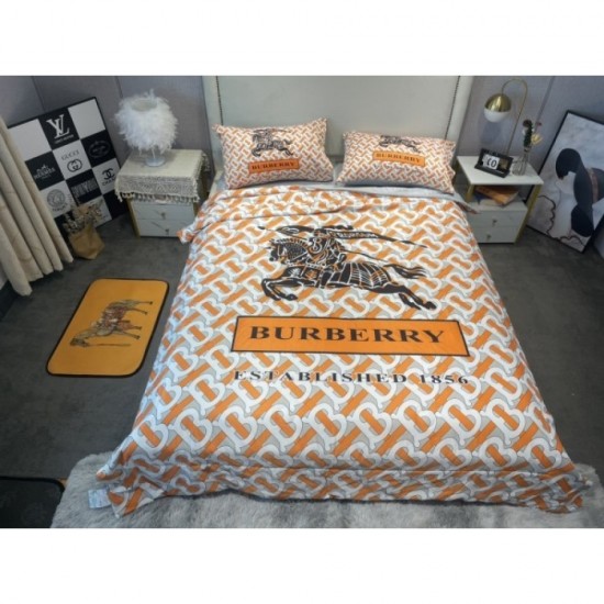 BURBERRY Burberry Bedding 2022SS Summer new work with a sense of stability BURBERRY Burberry Bedding 2022SS Summer new work with a sense of stability