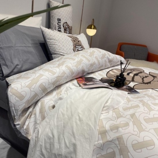 BURBERRY Burberry bedding 2022SS should be included in this summer BURBERRY Burberry bedding 2022SS should be included in this summer