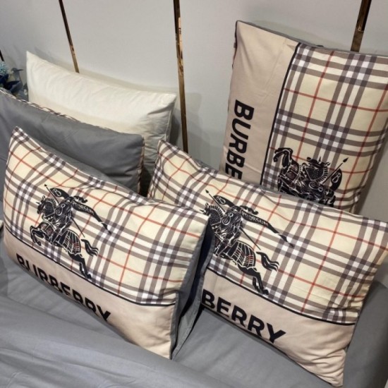 BURBERRY Burberry Bedding 2022SS New Limited Quantity Sale BURBERRY Burberry Bedding 2022SS New Limited Quantity Sale