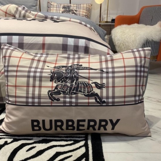 BURBERRY Burberry Bedding 2022SS New Limited Quantity Sale BURBERRY Burberry Bedding 2022SS New Limited Quantity Sale