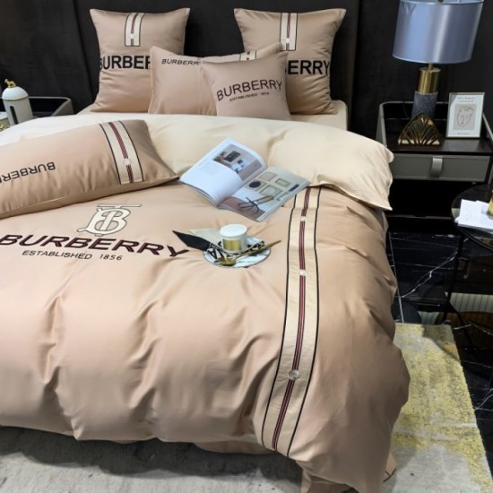 BURBERRY Burberry bedding 2022SS spring and summer continue to attract attention BURBERRY Burberry bedding 2022SS spring and summer continue to attract attention