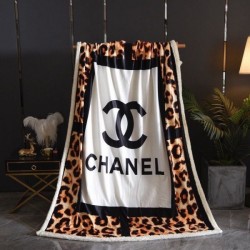 CHANEL Chanel blanket 2022SS modern style