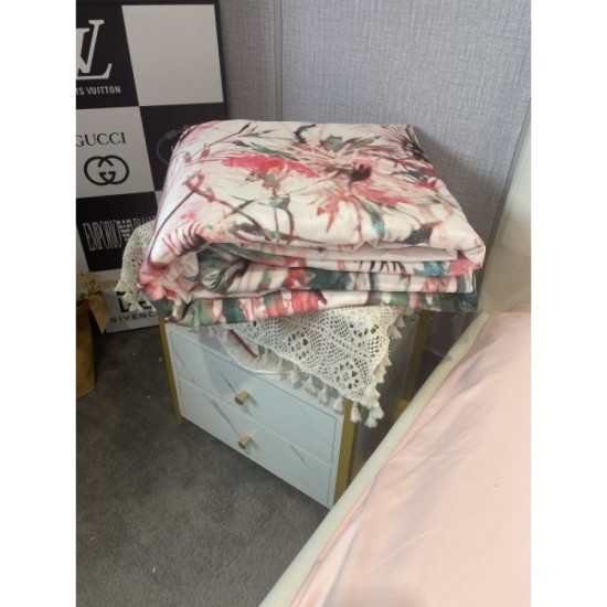 DIOR Bedding 2022SS Summer new work that is inevitable this season DIOR Bedding 2022SS Summer new work that is inevitable this season