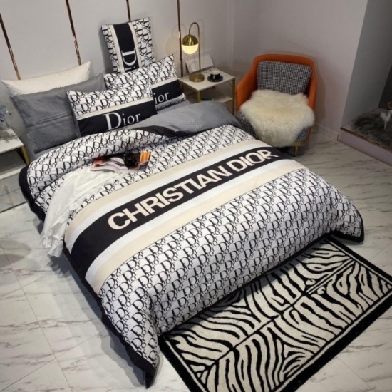 DIOR Dior bedding 2022SS This summer is an eye-catching style DIOR Dior bedding 2022SS This summer is an eye-catching style