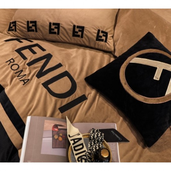 2022AW fashionable and overwhelmingly popular bedding FENDI Fendi 2022AW fashionable and overwhelmingly popular bedding FENDI Fendi