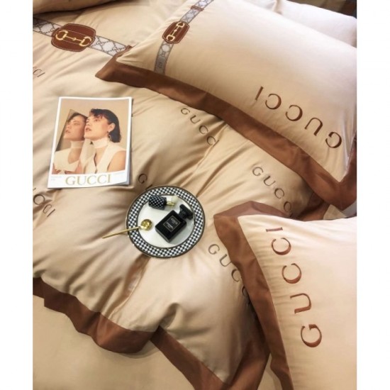 GUCCI Gucci bedding 2022SS one point only! VIP customer sale GUCCI Gucci bedding 2022SS one point only! VIP customer sale