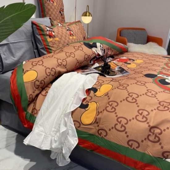 GUCCI Gucci bedding 2022SS elegant casual outfit GUCCI Gucci bedding 2022SS elegant casual outfit