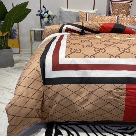 GUCCI Gucci bedding 2022SS popular style sold this year GUCCI Gucci bedding 2022SS popular style sold this year