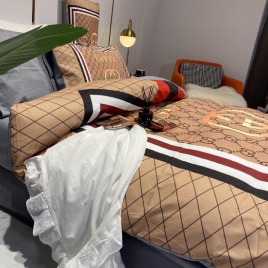GUCCI Gucci bedding 2022SS popular style sold this year GUCCI Gucci bedding 2022SS popular style sold this year