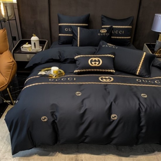 GUCCI Gucci bedding 2022SS decided on a modern style GUCCI Gucci bedding 2022SS decided on a modern style