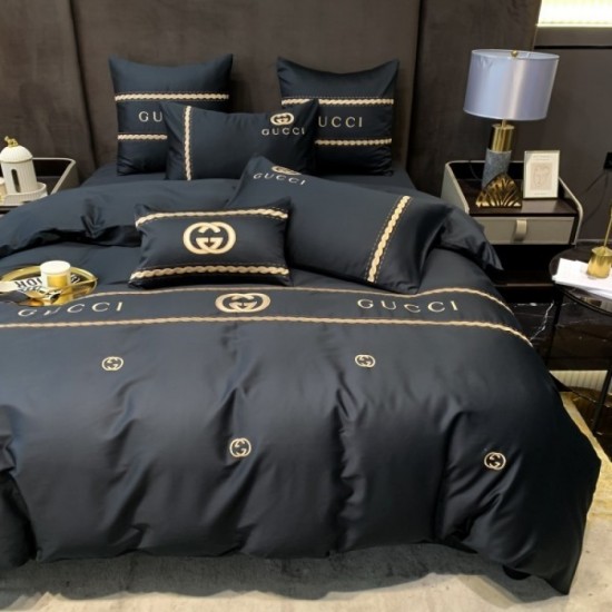 GUCCI Gucci bedding 2022SS decided on a modern style GUCCI Gucci bedding 2022SS decided on a modern style