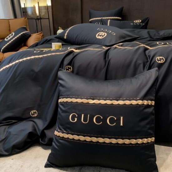 GUCCI Gucci bedding 2022SS decided on a modern style GUCCI Gucci bedding 2022SS decided on a modern style