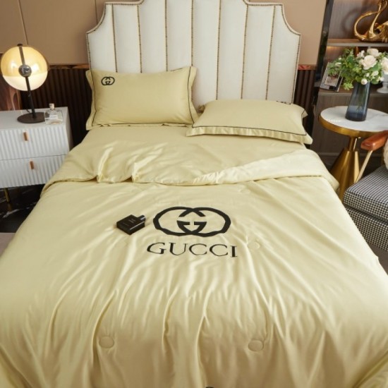 GUCCI Gucci Bedding 2022SS This summer is an eye-catching style GUCCI Gucci Bedding 2022SS This summer is an eye-catching style