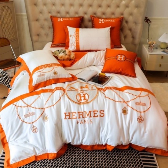 HERMES Hermes Bedding 2022SS Ends as soon as sold out First come, first served HERMES Hermes Bedding 2022SS Ends as soon as sold out First come, first served