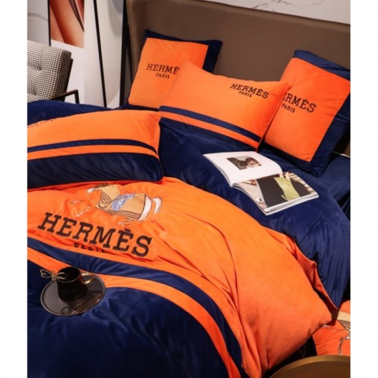 2022AW New bedding HERMES Hermes following the last season 2022AW New bedding HERMES Hermes following the last season