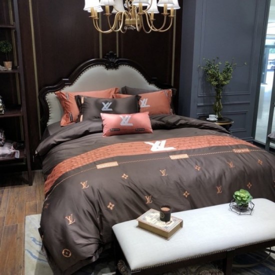 LOUIS VUITTON Louis Vuitton Bedding 2022SS New product ☆ Sold out inevitable LOUIS VUITTON Louis Vuitton Bedding 2022SS New product ☆ Sold out inevitable