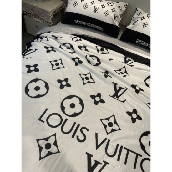LOUIS VUITTON Louis Vuitton bedding 2022SS super rare hard to get LOUIS VUITTON Louis Vuitton bedding 2022SS super rare hard to get